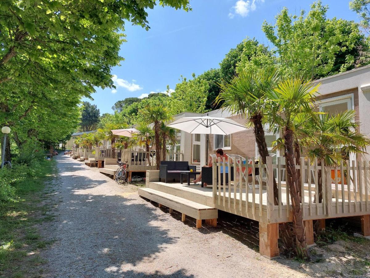 Camping Village Mar Y Sierra San Costanzo Екстериор снимка