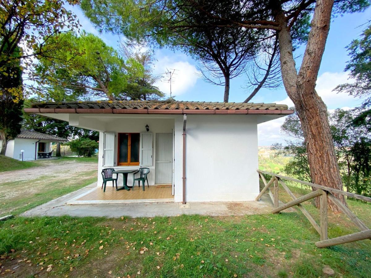 Camping Village Mar Y Sierra San Costanzo Екстериор снимка