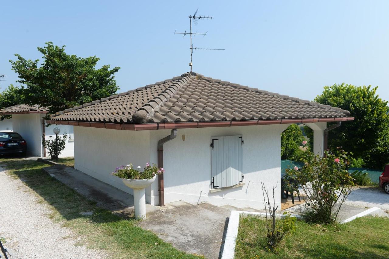 Camping Village Mar Y Sierra San Costanzo Екстериор снимка