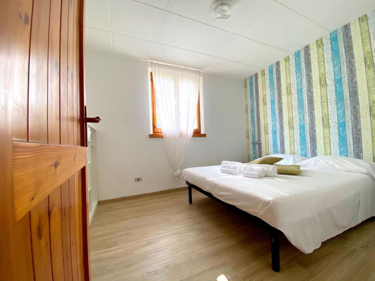 Camping Village Mar Y Sierra San Costanzo Екстериор снимка
