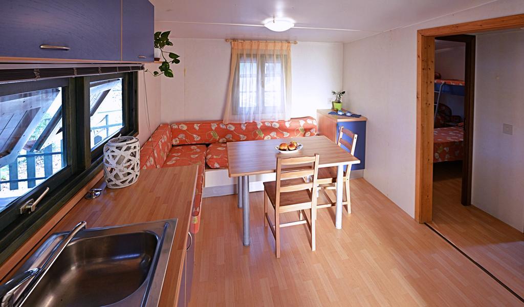 Camping Village Mar Y Sierra San Costanzo Екстериор снимка