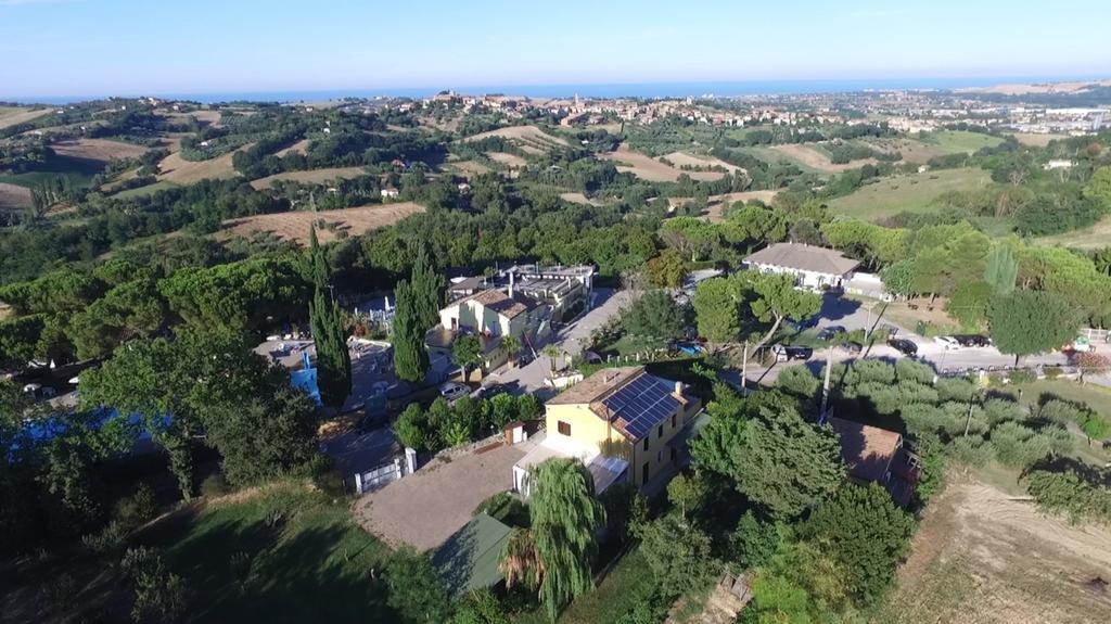 Camping Village Mar Y Sierra San Costanzo Екстериор снимка