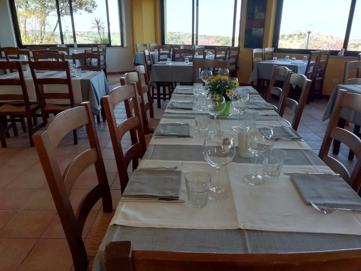 Camping Village Mar Y Sierra San Costanzo Екстериор снимка